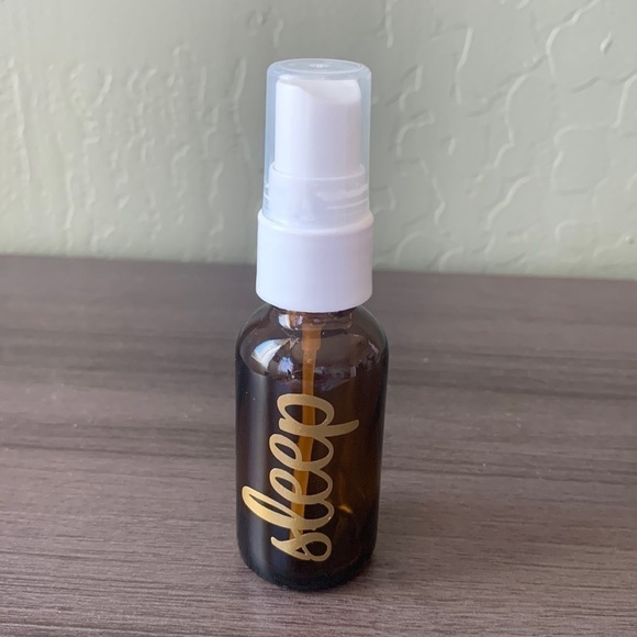 Sleep Spray Bottle and Labels DIY - Picture 2 of 3